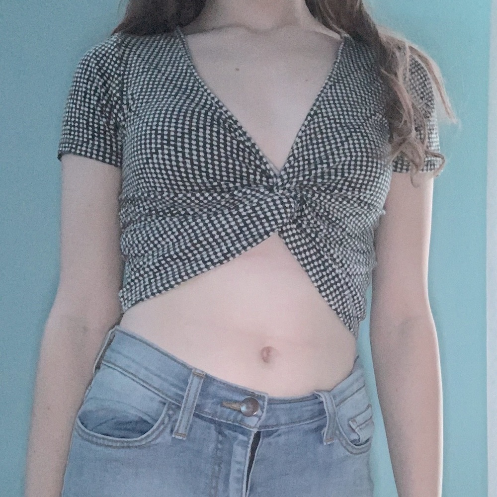 forever 21 crop top black+white checkered pattern